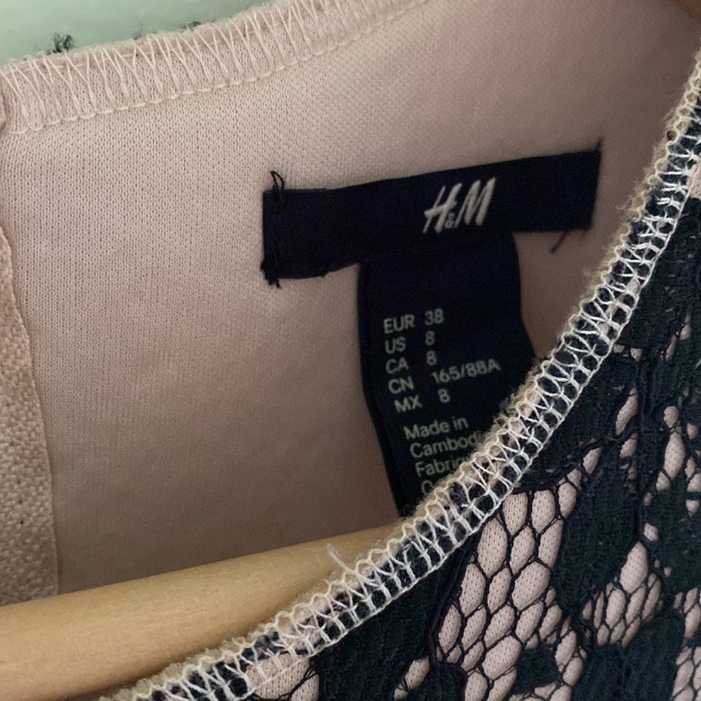 Women’s H&M Black Lace Dress Sz 8 - Picture 3 of 5